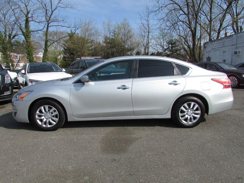 Nissan Altima 4dr Sdn I4 2.5 2015