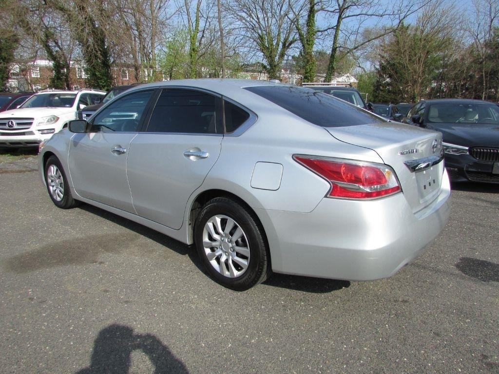 Nissan Altima 4dr Sdn I4 2.5 2015
