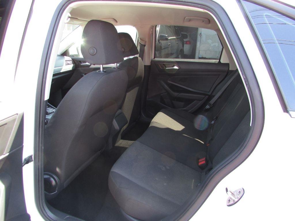 Volkswagen Jetta R-Line Auto w/SULEV 2019