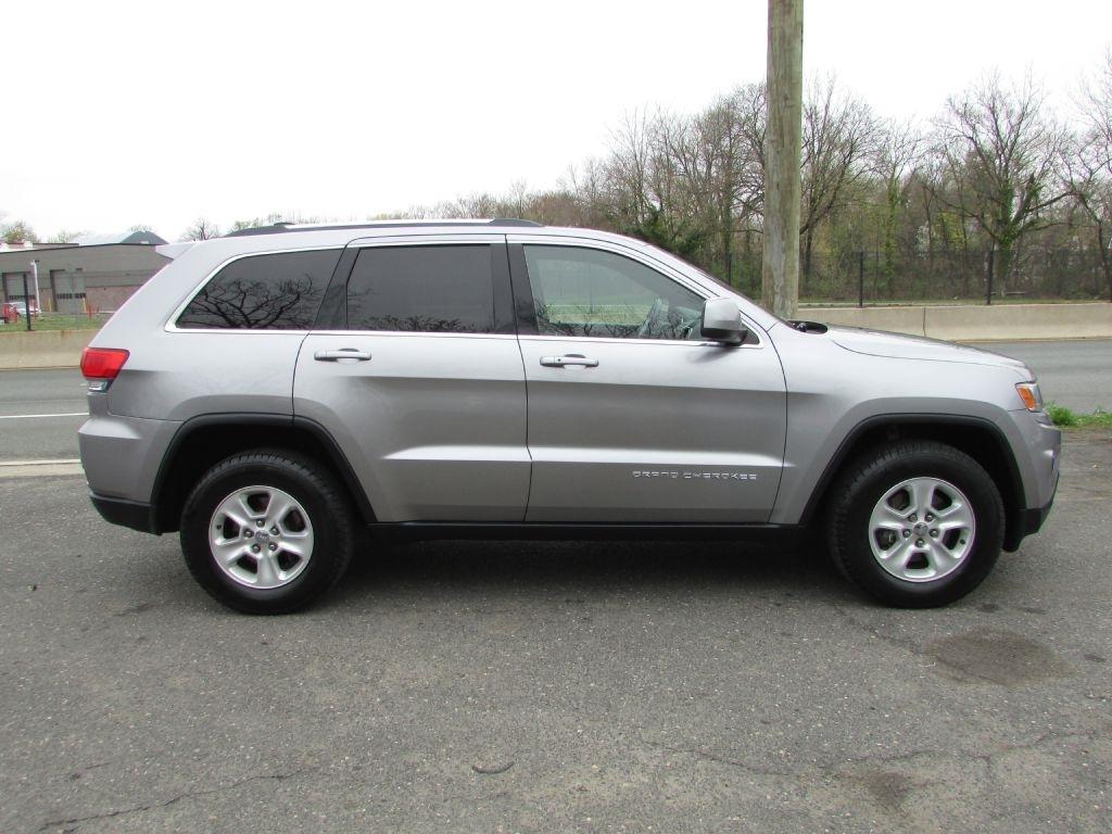 Jeep Grand Cherokee 4WD 4dr Laredo 2016