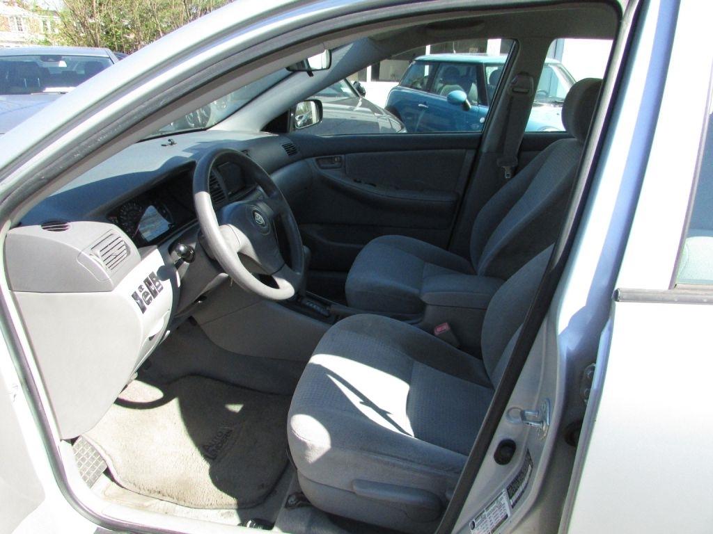 Toyota Corolla 4dr Sdn Man CE (Natl) 2008