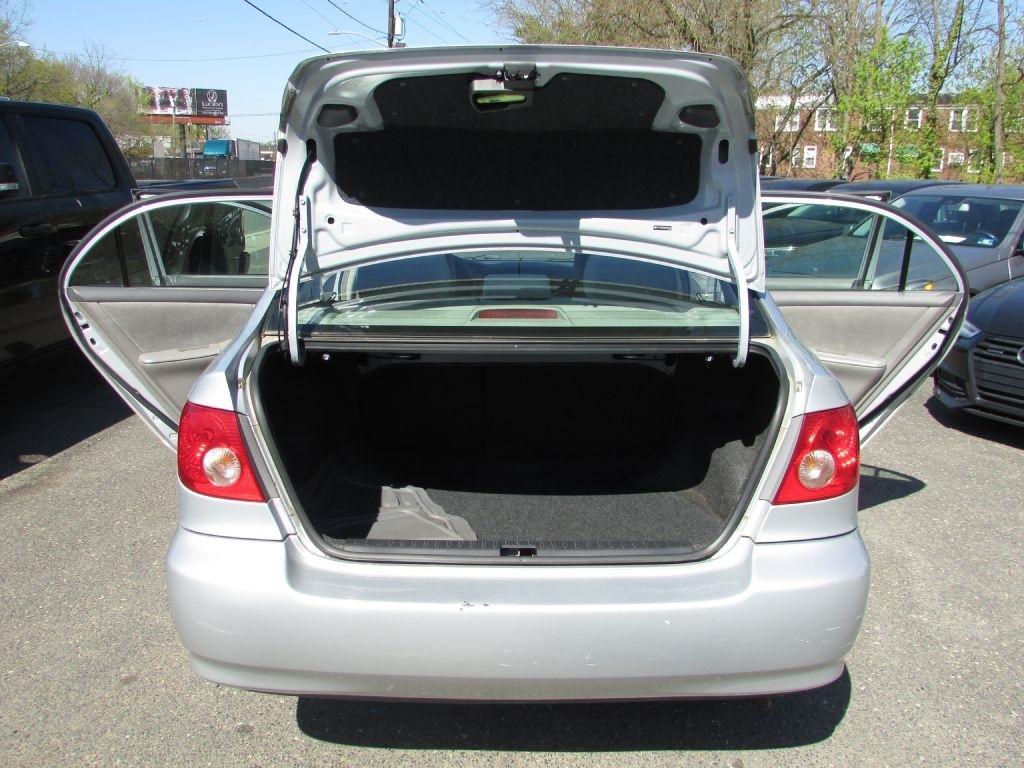 Toyota Corolla 4dr Sdn Man CE (Natl) 2008