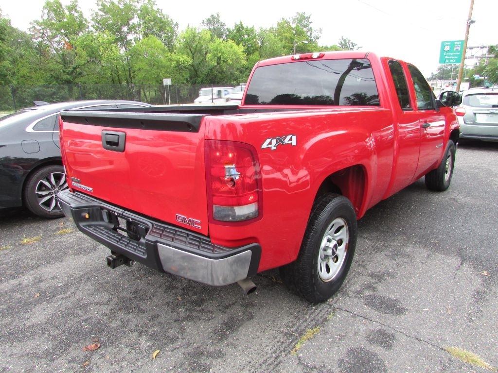 GMC Sierra 1500 4WD Ext Cab 143.5" Work Truck 2009