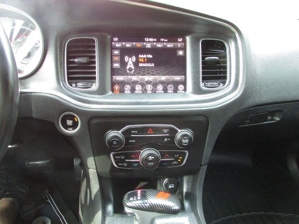 Dodge Charger SXT RWD 2017