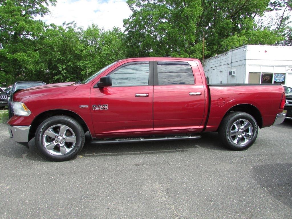 RAM 1500 4WD Crew Cab 140.5" Big Horn 2014