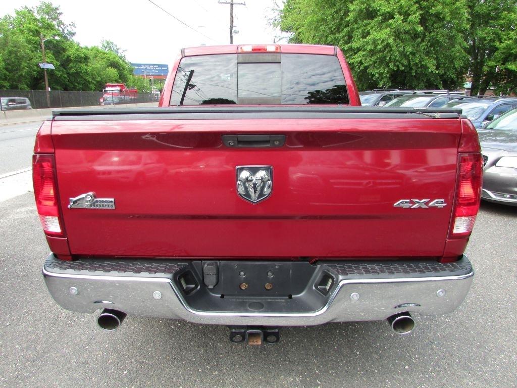 RAM 1500 4WD Crew Cab 140.5" Big Horn 2014