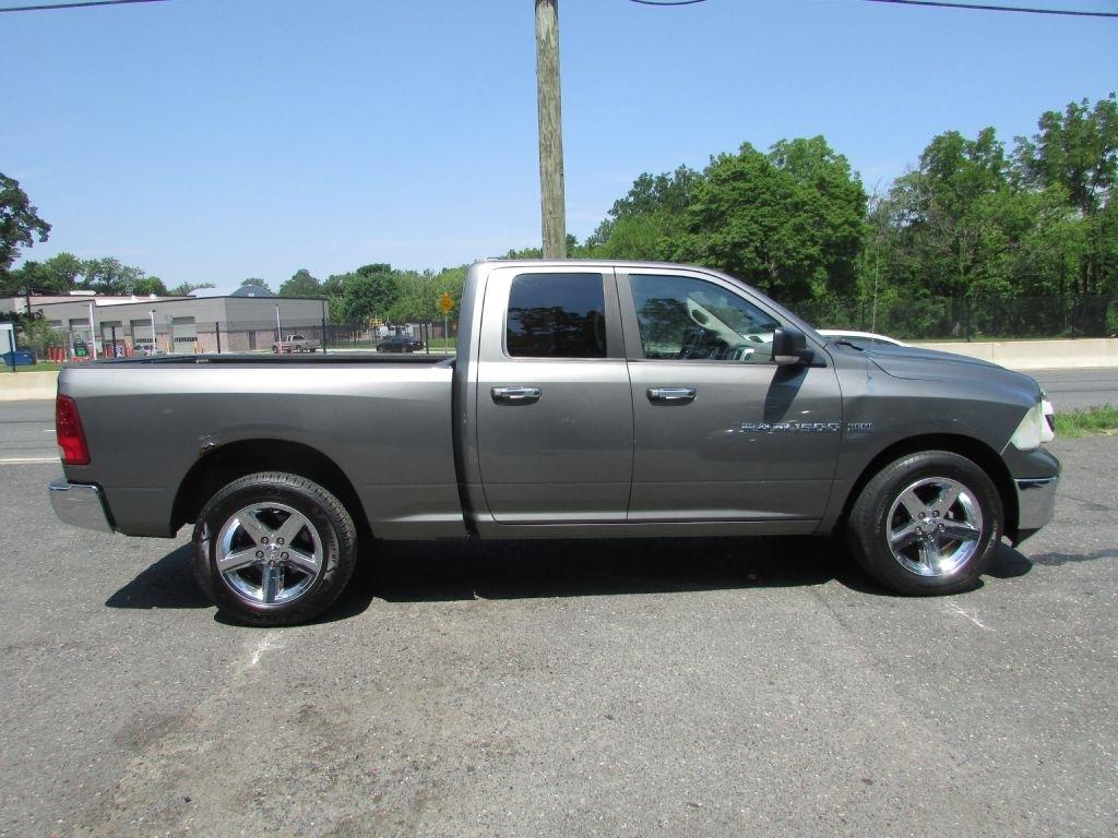 Dodge 1500 4WD Quad Cab 140.5" Big Horn 2011