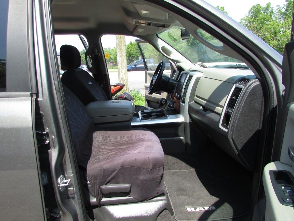Dodge 1500 4WD Quad Cab 140.5" Big Horn 2011