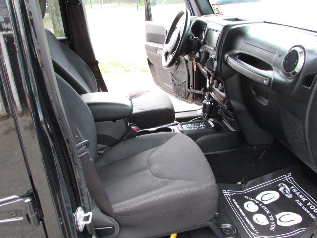 Jeep Wrangler Unlimited Sport 4x4 2017