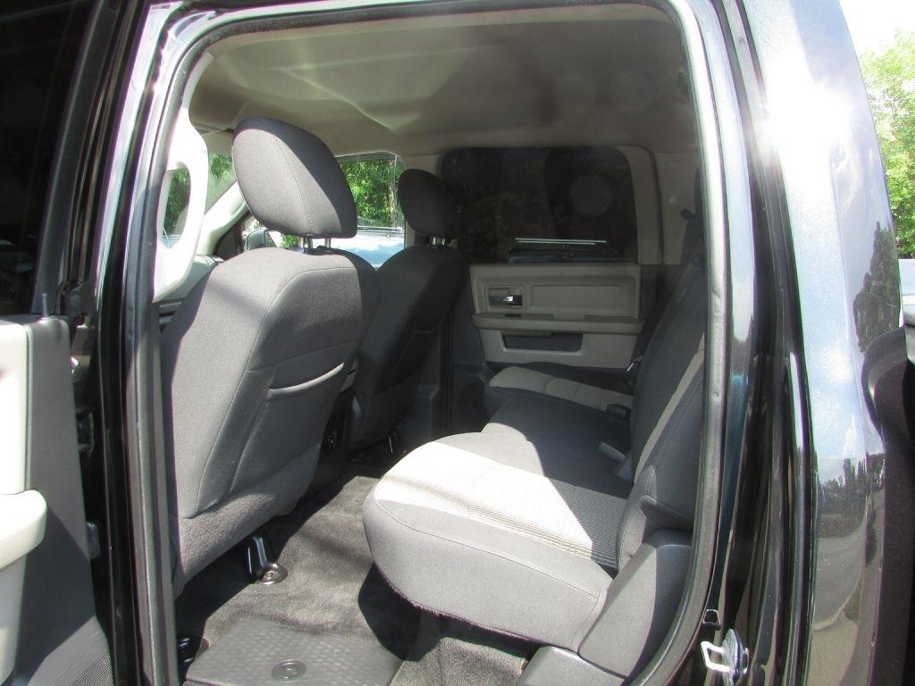 Dodge 2500 4WD Crew Cab 149" Big Horn 2011