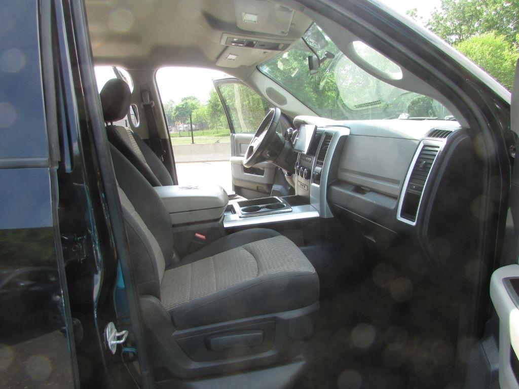 Dodge 2500 4WD Crew Cab 149" Big Horn 2011