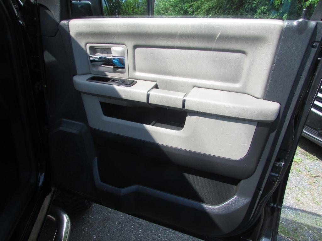 Dodge 2500 4WD Crew Cab 149" Big Horn 2011
