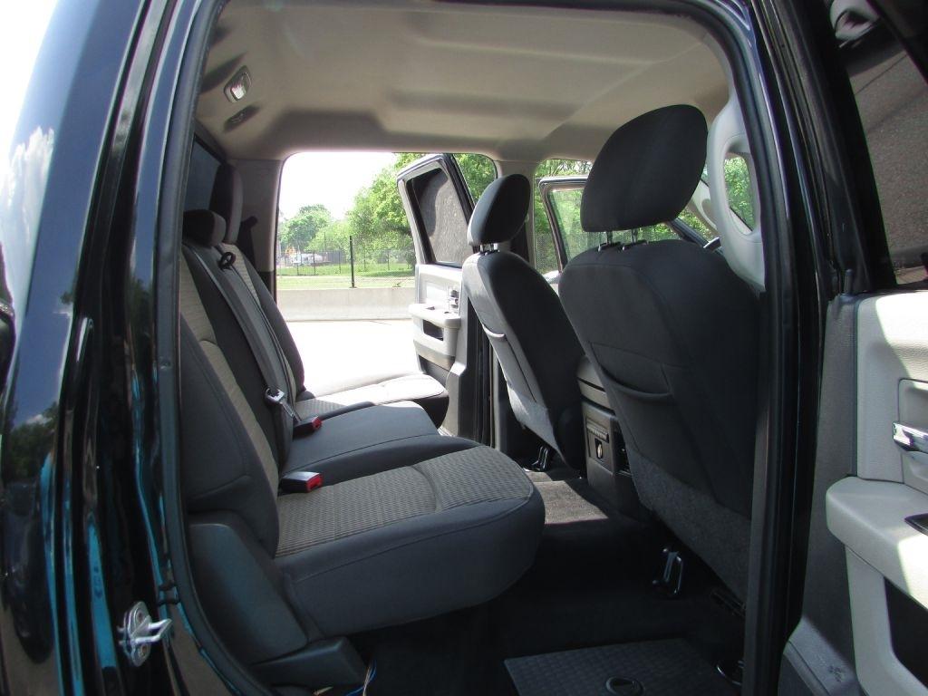 Dodge 2500 4WD Crew Cab 149" Big Horn 2011