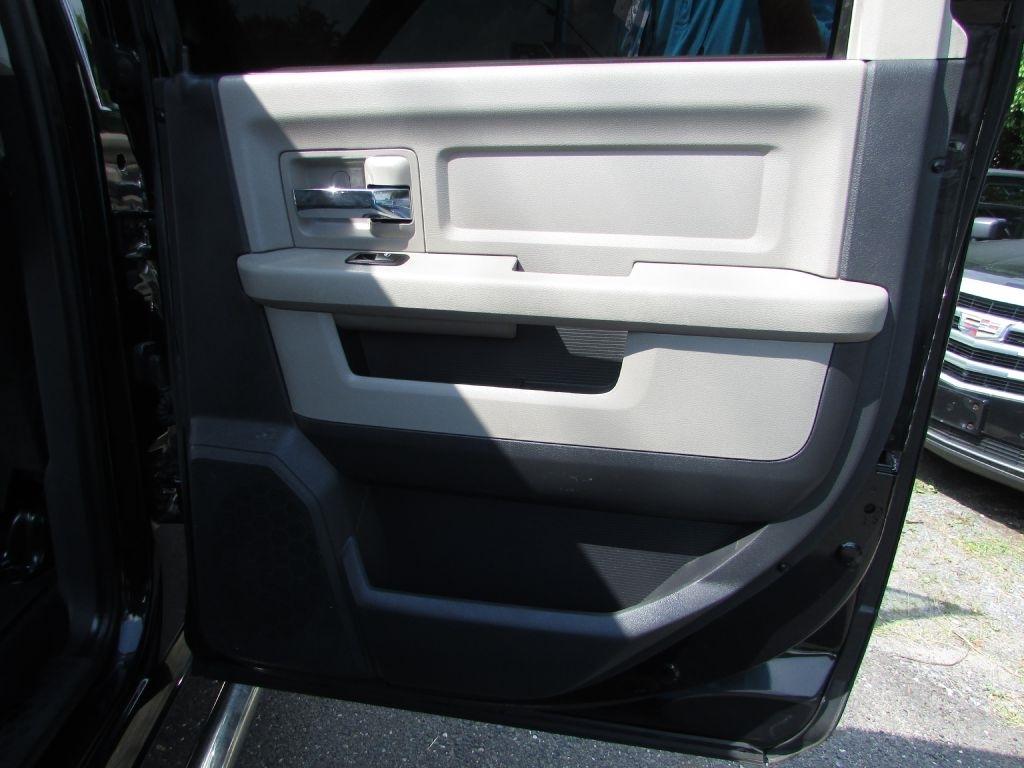 Dodge 2500 4WD Crew Cab 149" Big Horn 2011