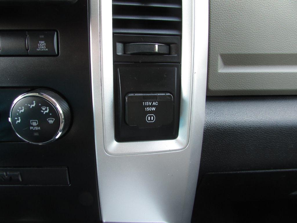 Dodge 2500 4WD Crew Cab 149" Big Horn 2011