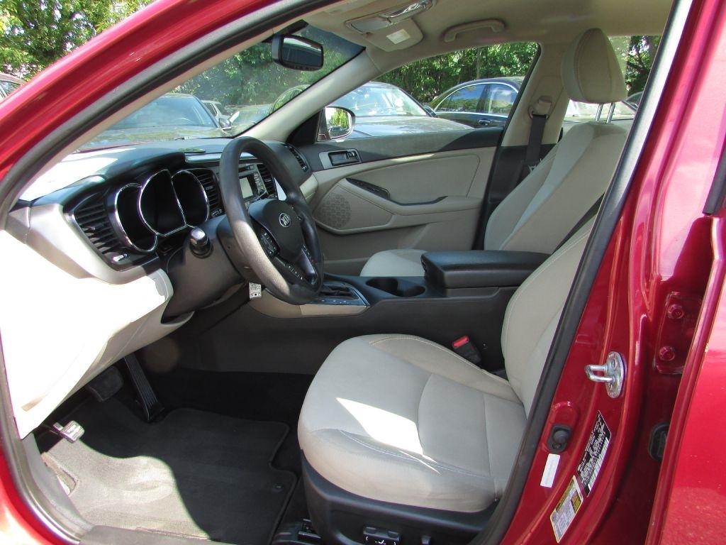 Kia Optima 4dr Sdn LX 2013