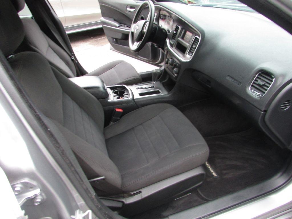 Dodge Charger 4dr Sdn SE RWD 2014