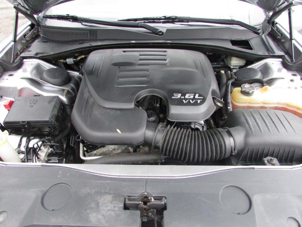 Dodge Charger 4dr Sdn SE RWD 2014