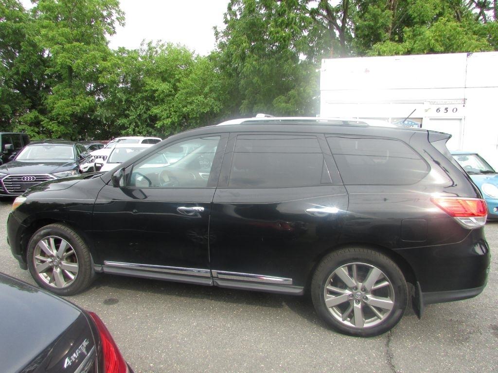 Nissan Pathfinder 4WD 4dr Platinum 2014
