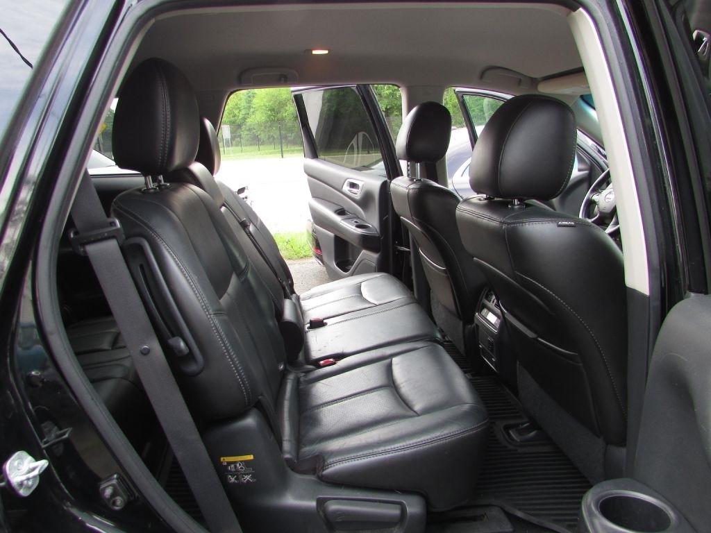 Nissan Pathfinder 4WD 4dr Platinum 2014