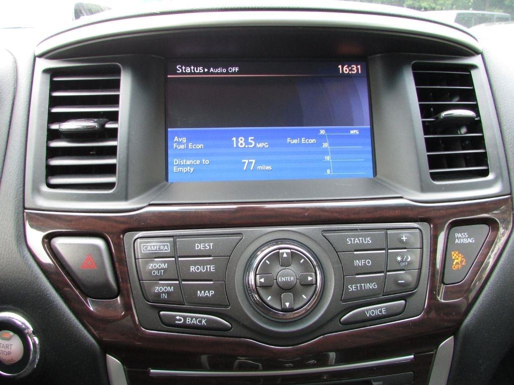 Nissan Pathfinder 4WD 4dr Platinum 2014