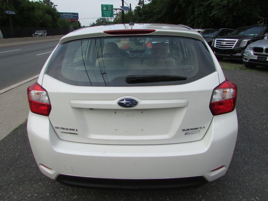 Subaru Impreza Wagon 5dr Man 2.0i 2016