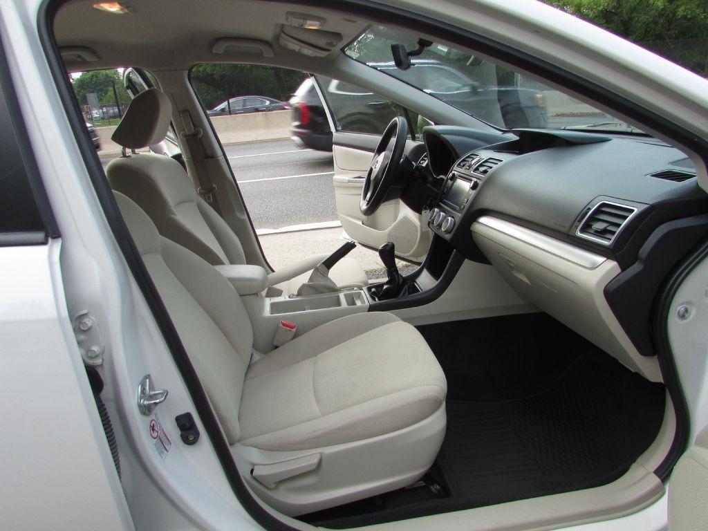 Subaru Impreza Wagon 5dr Man 2.0i 2016