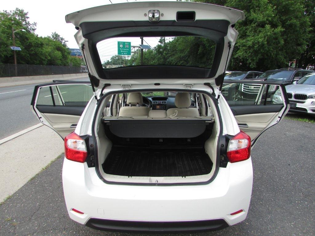 Subaru Impreza Wagon 5dr Man 2.0i 2016