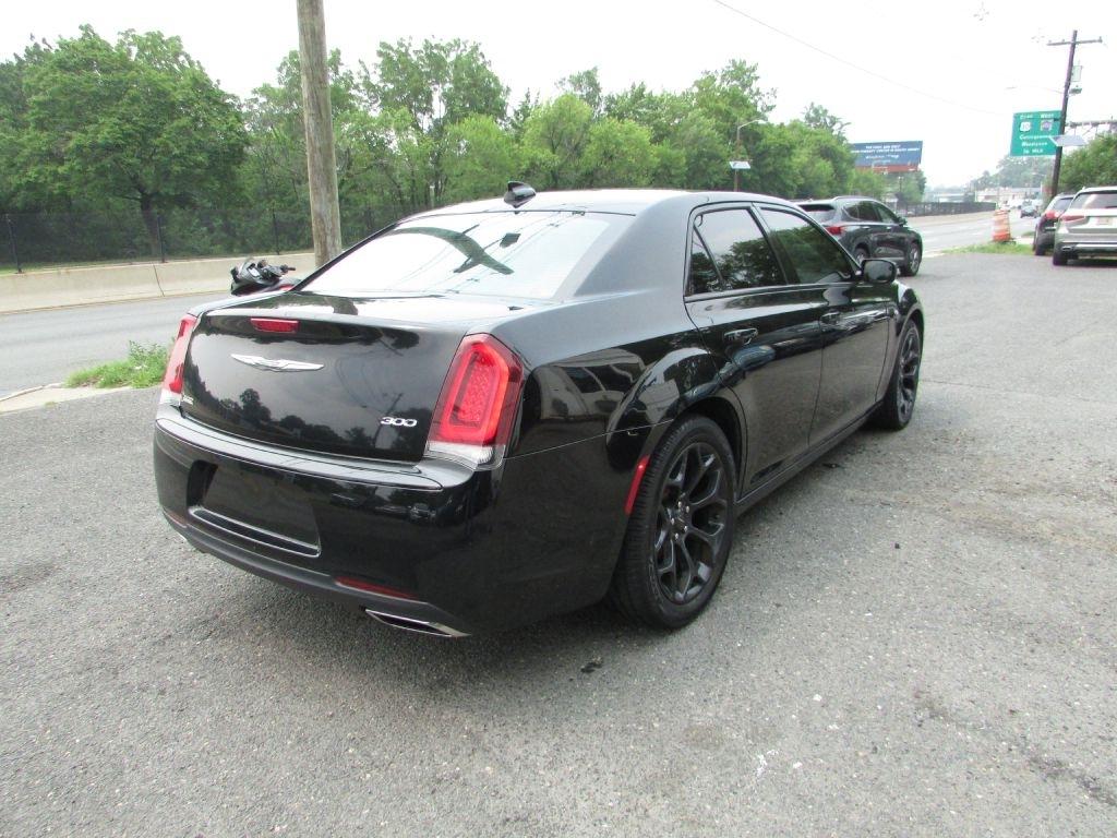Chrysler 300 Touring RWD 2019