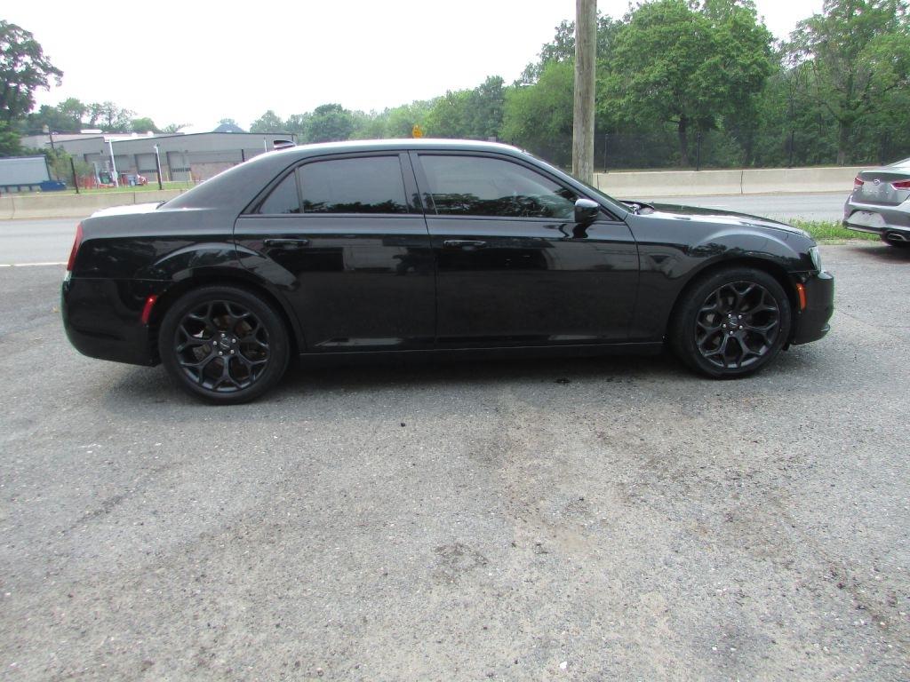Chrysler 300 Touring RWD 2019