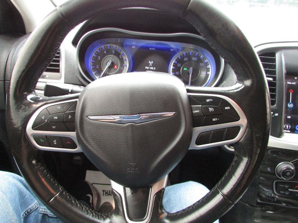 Chrysler 300 Touring RWD 2019