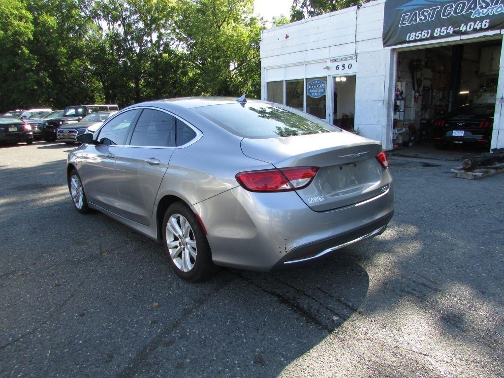 Chrysler 200 4dr Sdn Limited Platinum FWD 2016