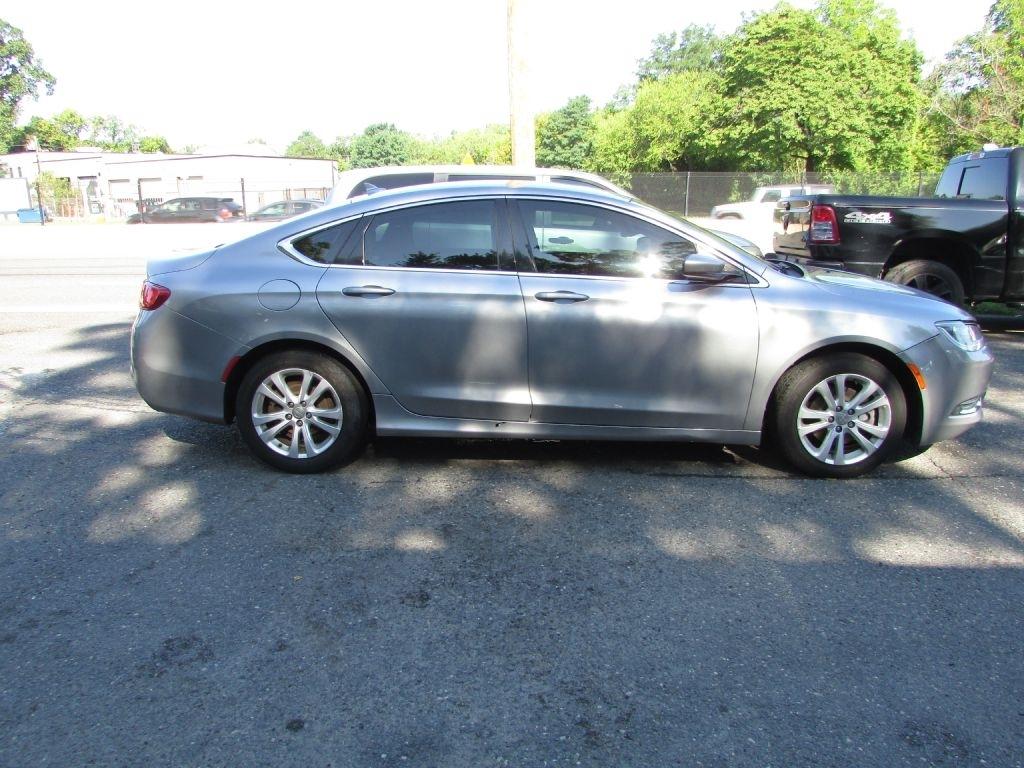 Chrysler 200 4dr Sdn Limited Platinum FWD 2016