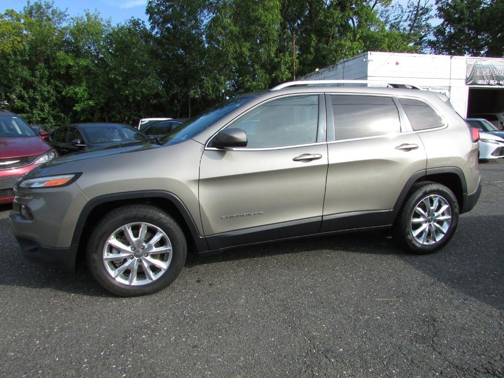 Jeep Cherokee 4WD 4dr Limited 2016