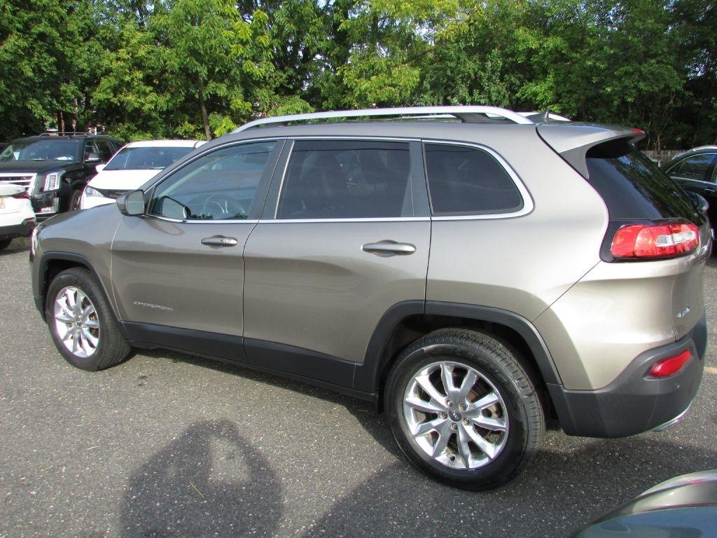 Jeep Cherokee 4WD 4dr Limited 2016