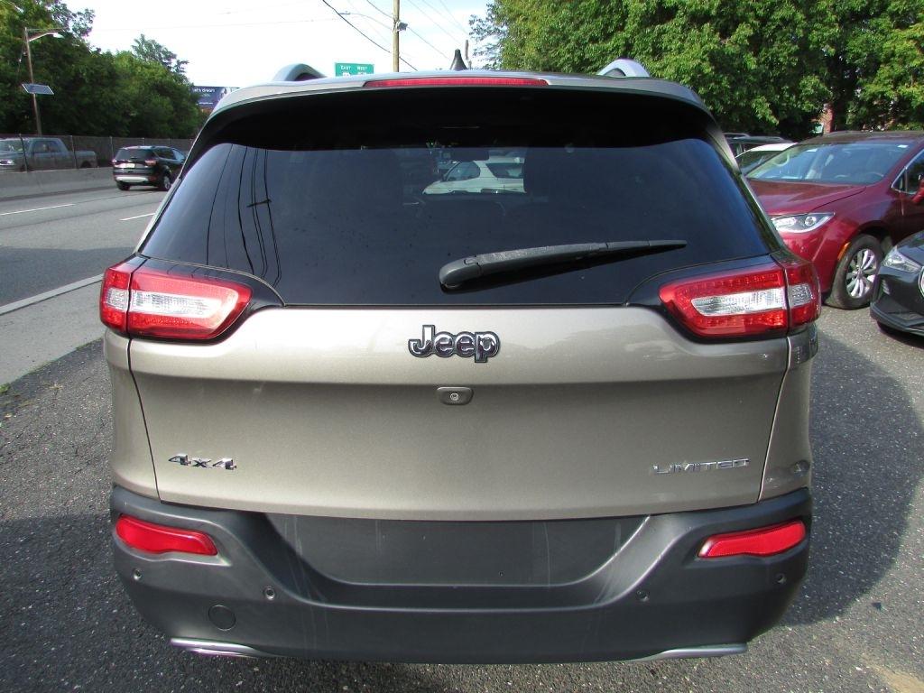 Jeep Cherokee 4WD 4dr Limited 2016