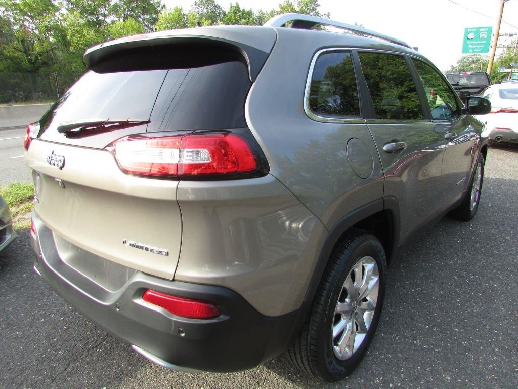 Jeep Cherokee 4WD 4dr Limited 2016