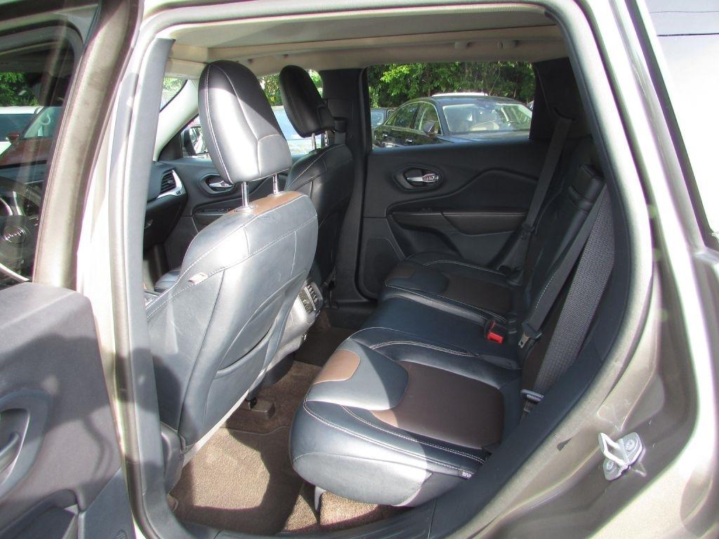 Jeep Cherokee 4WD 4dr Limited 2016