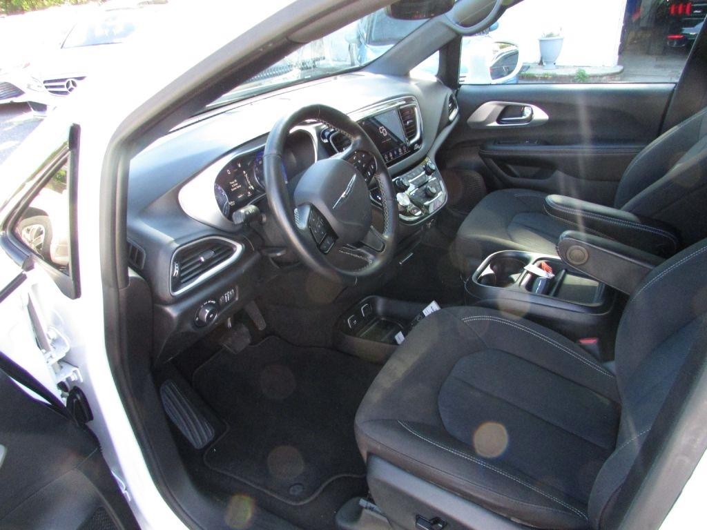 Chrysler Pacifica Touring FWD 2020