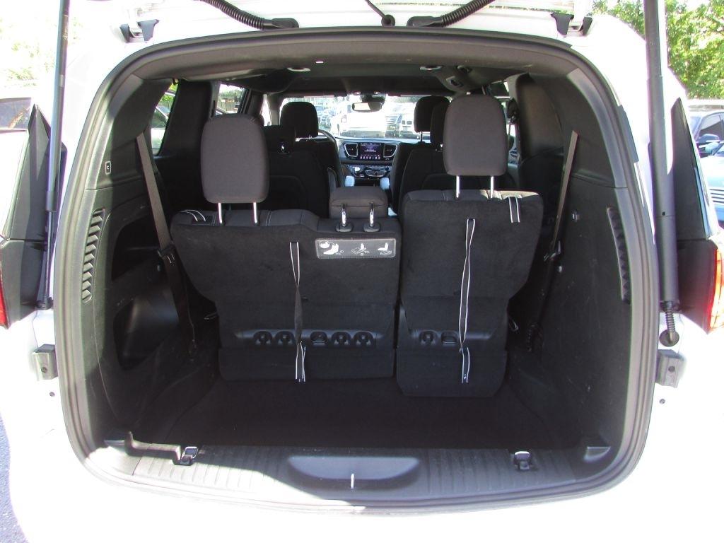 Chrysler Pacifica Touring FWD 2020
