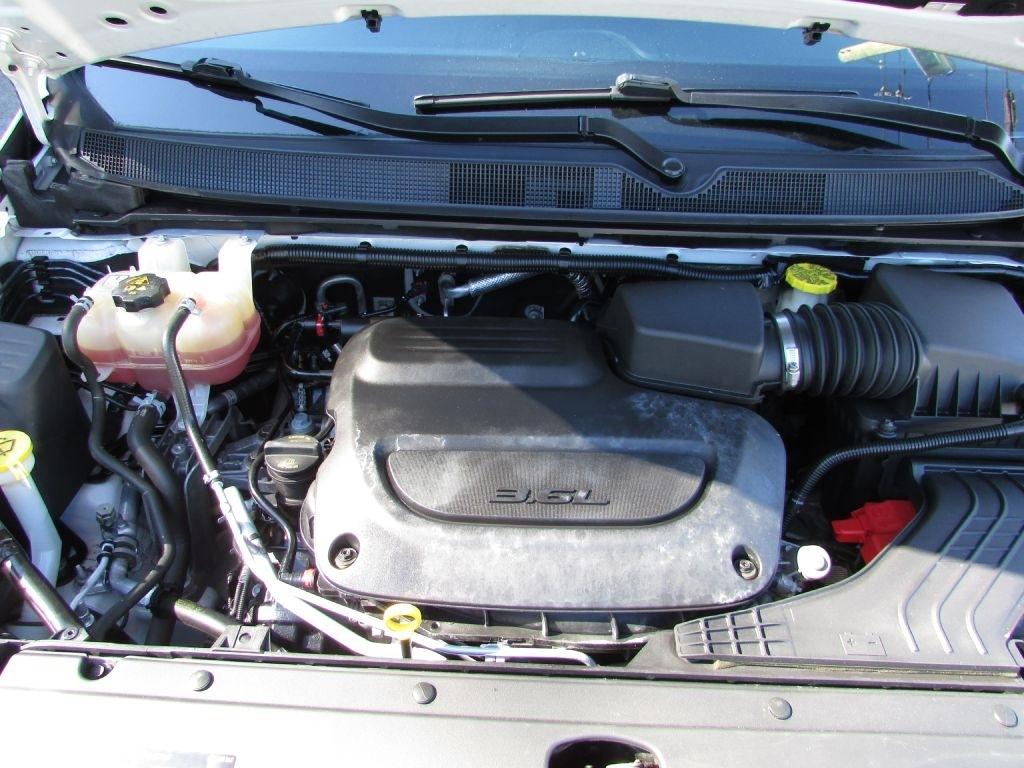 Chrysler Pacifica Touring FWD 2020