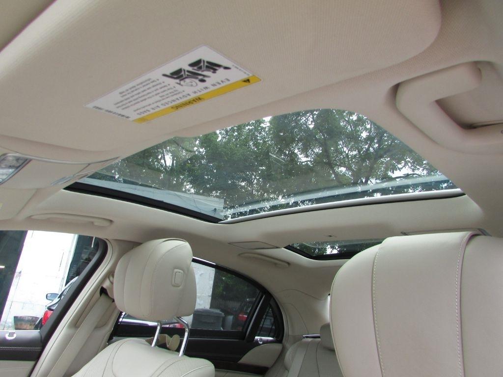 Mercedes-Benz S-Class 4dr Sdn S 550 4MATIC 2015