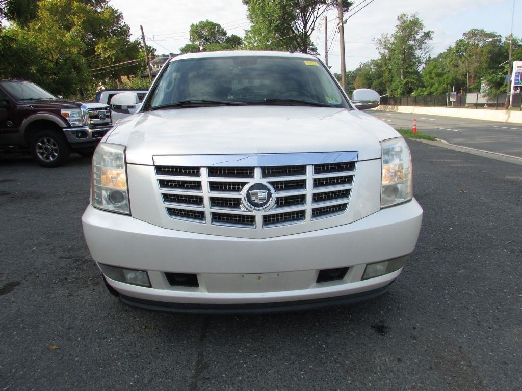 Cadillac Escalade AWD 4dr 2007