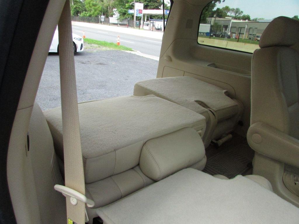 Cadillac Escalade AWD 4dr 2007