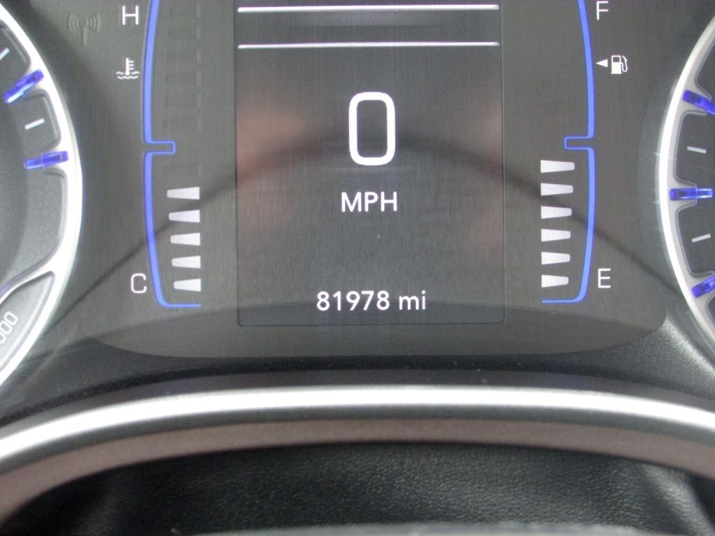 Chrysler Voyager LX FWD 2023