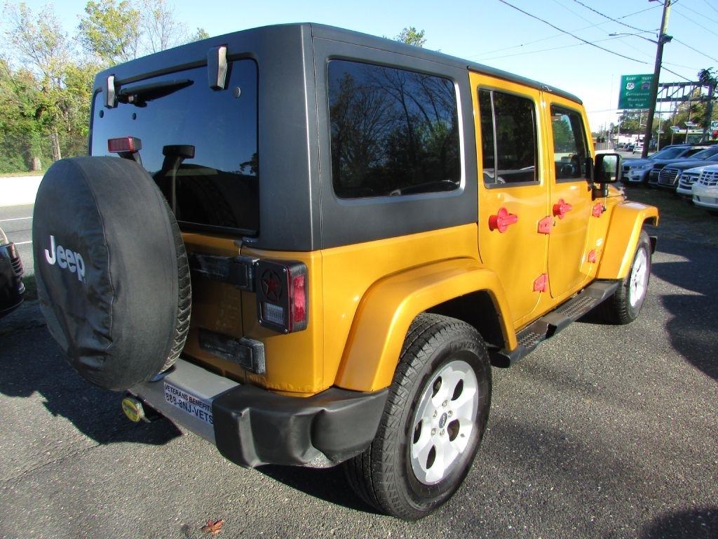 Jeep Wrangler Unlimited 4WD 4dr Sahara 2014
