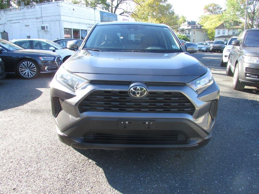 Toyota RAV4 LE AWD (Natl) 2022