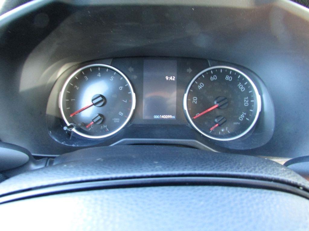 Toyota RAV4 LE AWD (Natl) 2022