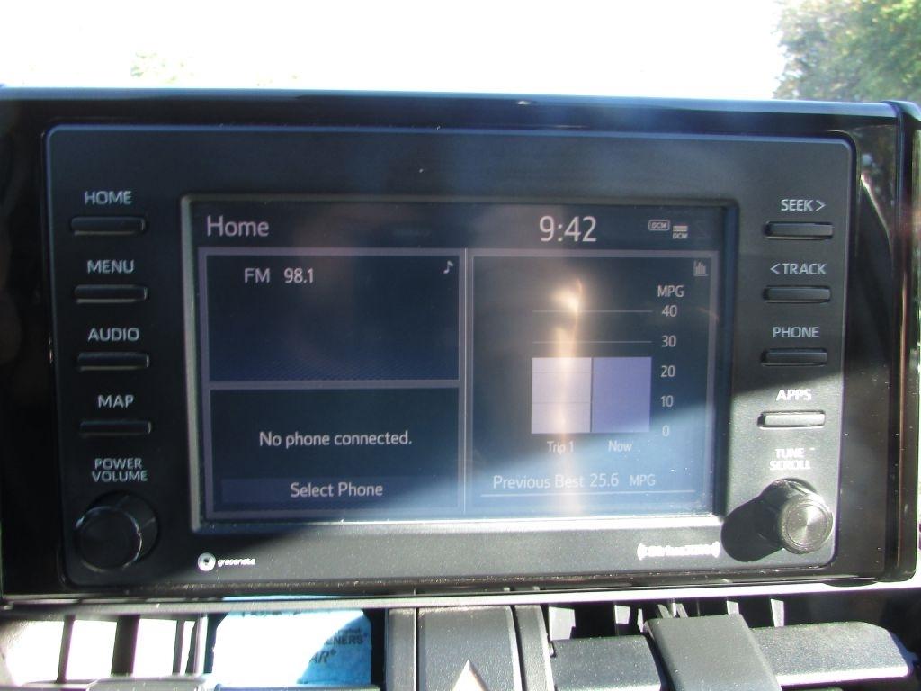 Toyota RAV4 LE AWD (Natl) 2022