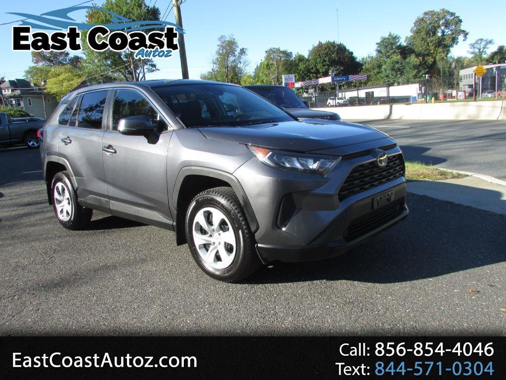 Toyota RAV4 LE AWD (Natl) 2022